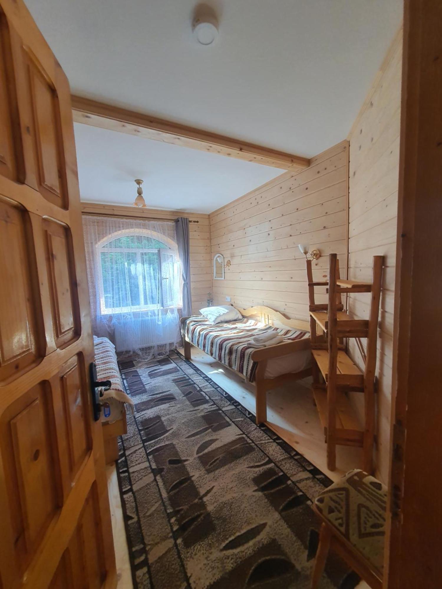 Садиба Nad Prutom Yaremche Luaran gambar